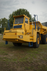 Белаз 75281