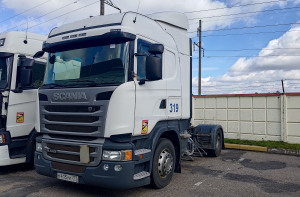 Scania R440