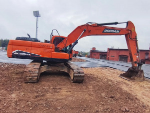 Doosan 225LCA-7L