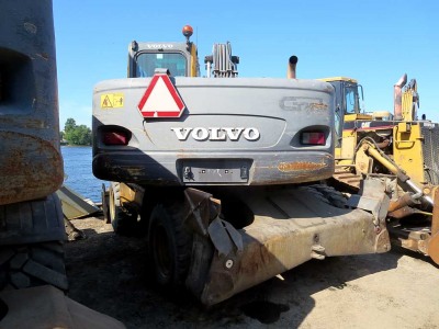 Экскаватор VOLVO 160 2005 года