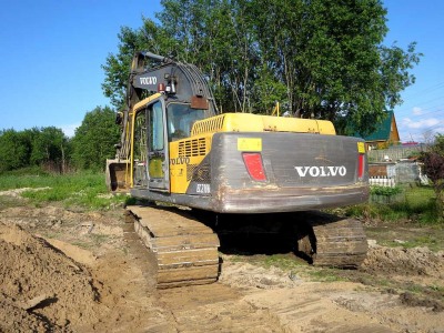  Экскаватор VOLVO 210  2012 года
