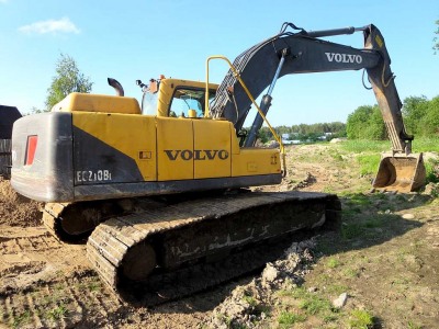  Экскаватор VOLVO 210  2012 года