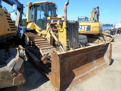  Бульдозер  Бульдозер CAT D5  1992 года