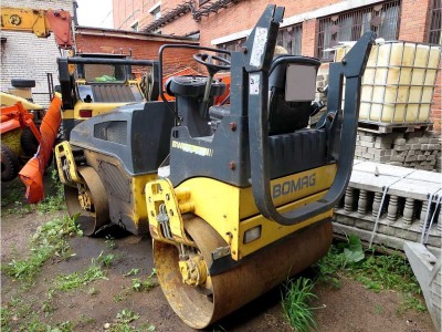  BOMAG 120  2006 года