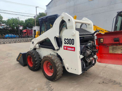  Минипогрузчик BOBCAT S300 2021