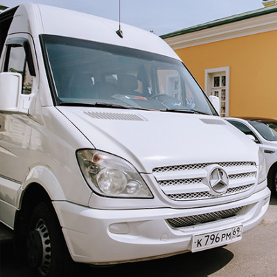 Mercedes Sprinter  2013 года, мест 20