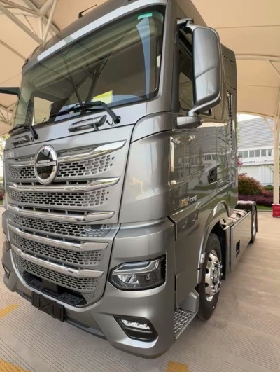 BAIC BEIJING X9 2024 года, 4х2, 560 л.с.