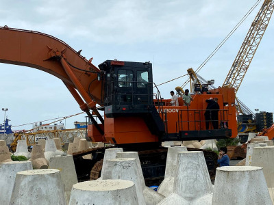  Экскаватор Hitachi EX1200 LONG REACH  2023 года