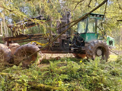  Форвардер TIMBERJACK 1010 0