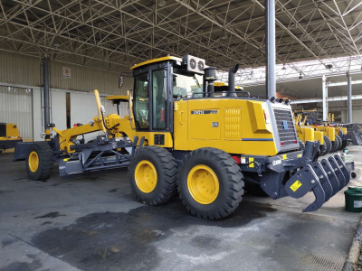  Автогрейдер  XCMG (TSM) GR215A  2025 года