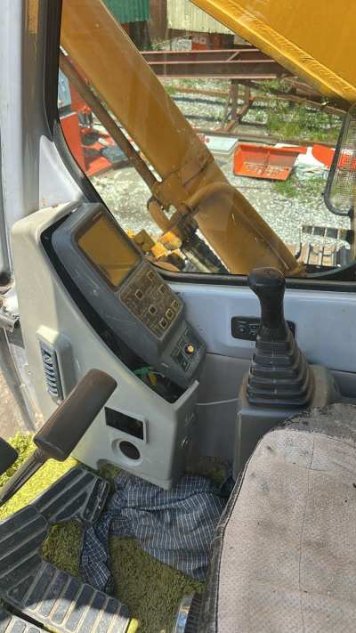 Hyundai R450LC  2011 года