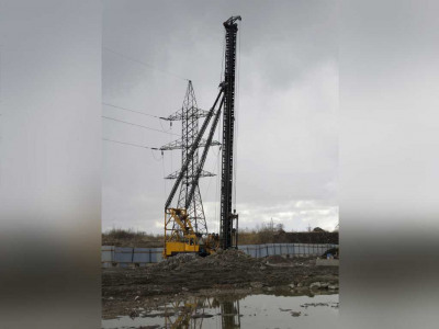  Другой Hitachi KH 125-2  