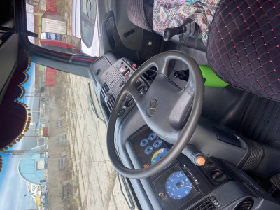 Mercedes Атего 817  1999 года