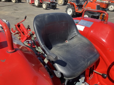  Трактор  Yanmar YM20 Series YM2020D  1983 года