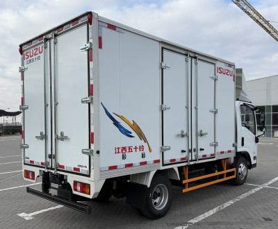 Isuzu ELF 2024 года, 4500 т
