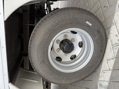 Isuzu ELF 2024 года, 4500 т