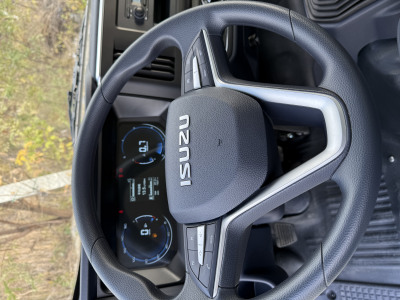 Isuzu ELF 2024 года, 4500 т