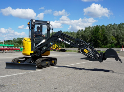 MaxPower Мини-экскаватор MaxPower ME26.9  2025 года