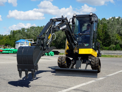 MaxPower Мини-экскаватор MaxPower ME26.9  2025 года