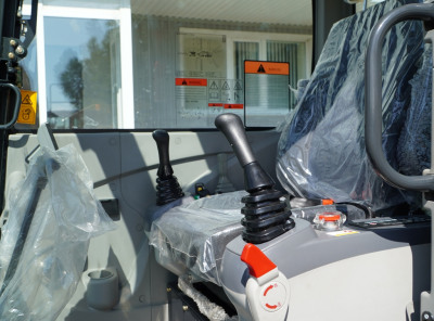  Мини-экскаватор MaxPower ME60.9  2025 года