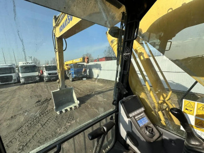  Экскаватор Komatsu PC220LC-8M0  2022 года