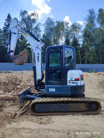  Экскаватор  BOBCAT E45  2018 года