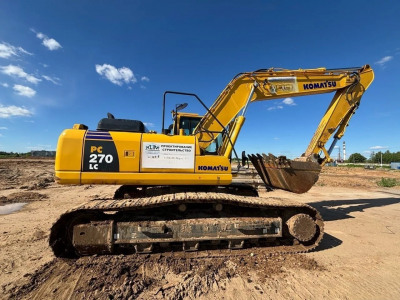 Komatsu PC270LC-8