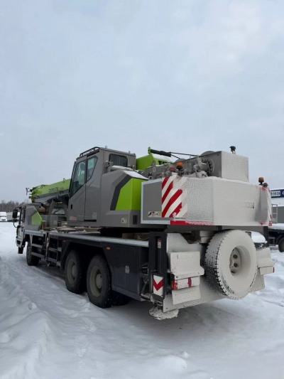  Автокран Zoomlion ZTC300V  2023 года