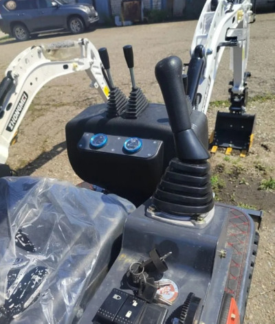 Экскаватор  Zhongmei ZM13  2026 года
