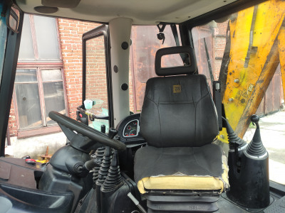 Экскаватор-погрузчик JCB 3CX 2011 года