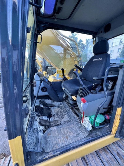  Экскаватор Komatsu PC300-8M0  2021 года
