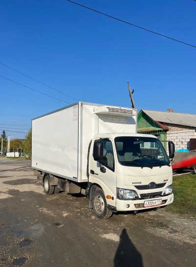 Hino 300 2020 года, 3000 т