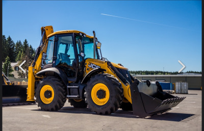 JCB 4CX 2021