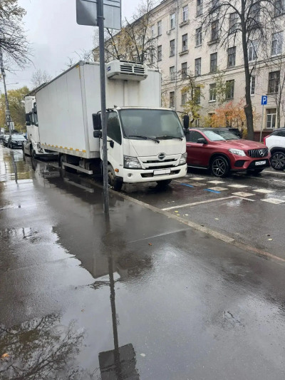 Hino 300