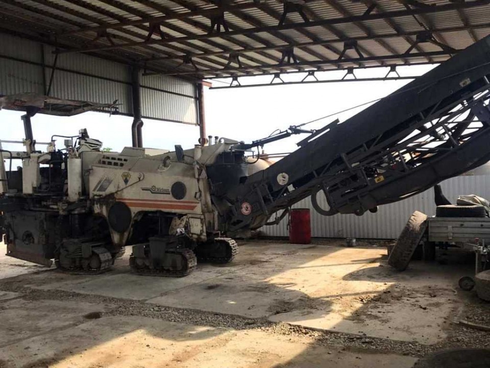  WIRTGEN W 1200 F  2004 года