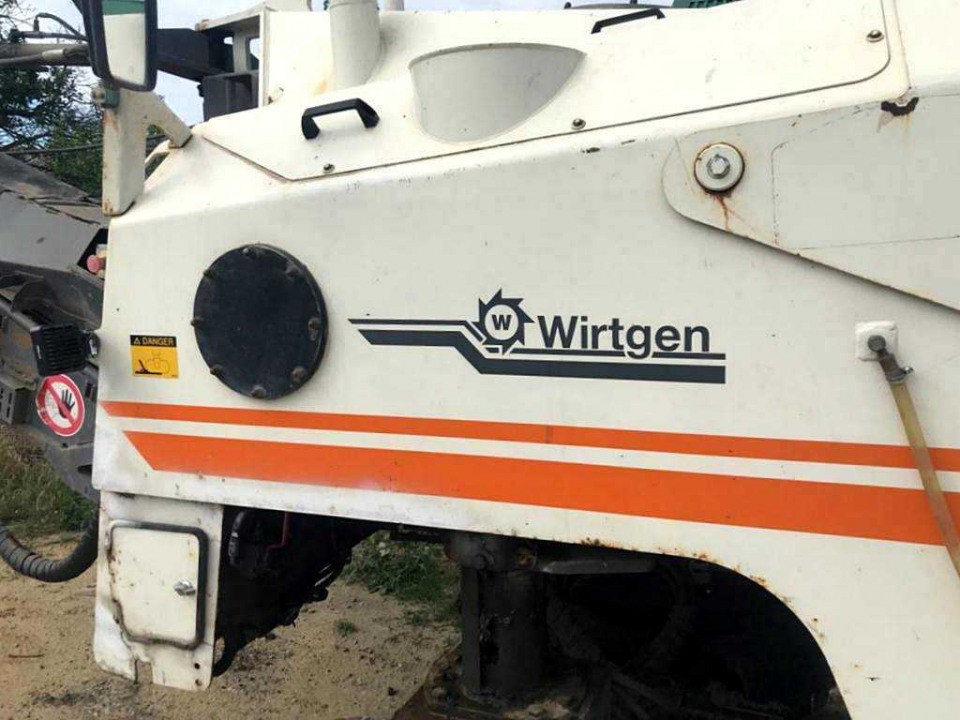  WIRTGEN W 1200 F  2004 года