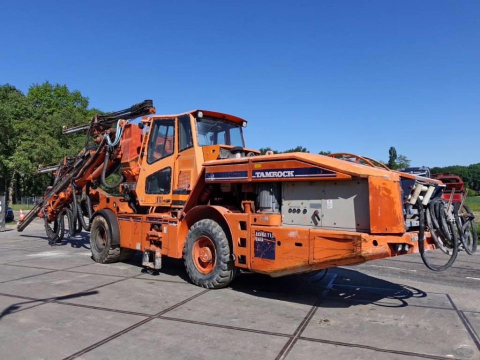  TAMROCK AXERA T12  2006 года