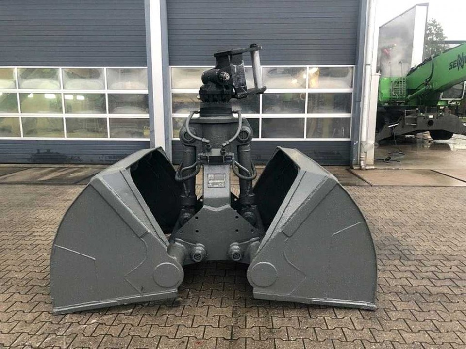  SENNEBOGEN 818 M  2020 года