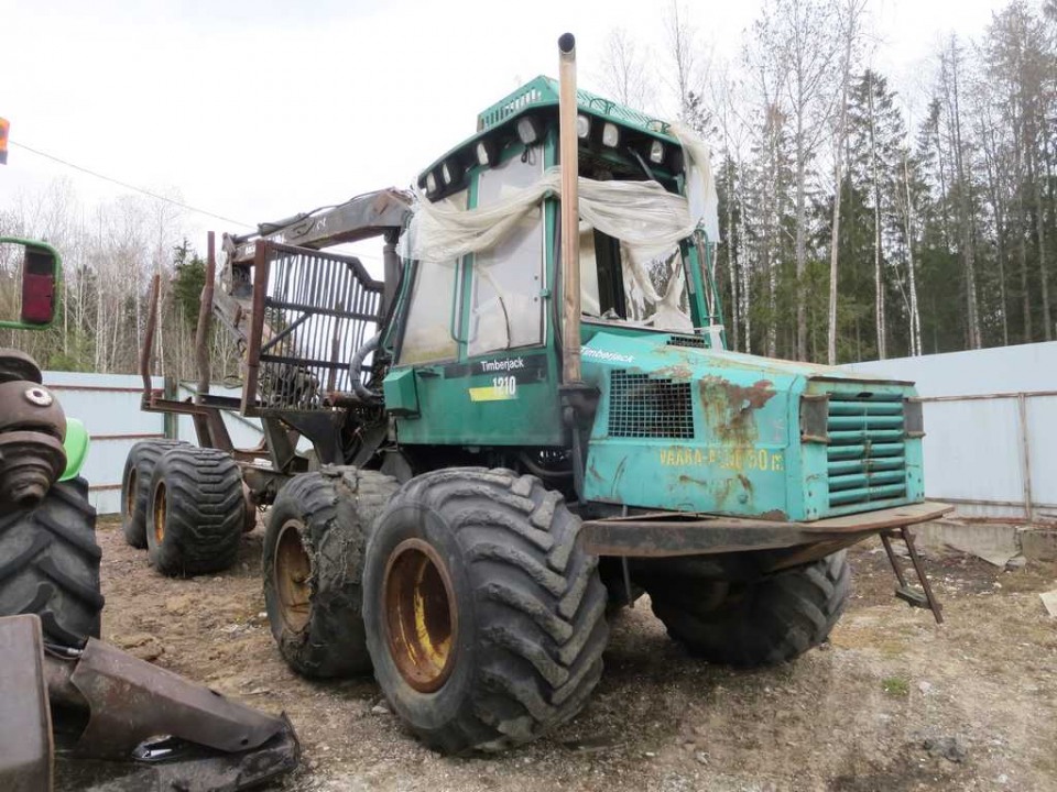  Форвардер TIMBERJACK 1210  1994 года