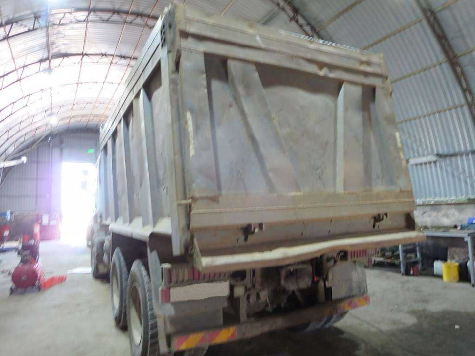  Самосвал  RENAULT KERAX 6х4  2012 года