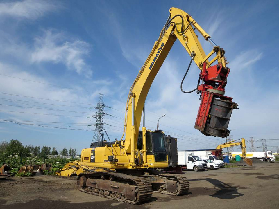  KOMATSU PC 300 LC – 8  2013 года