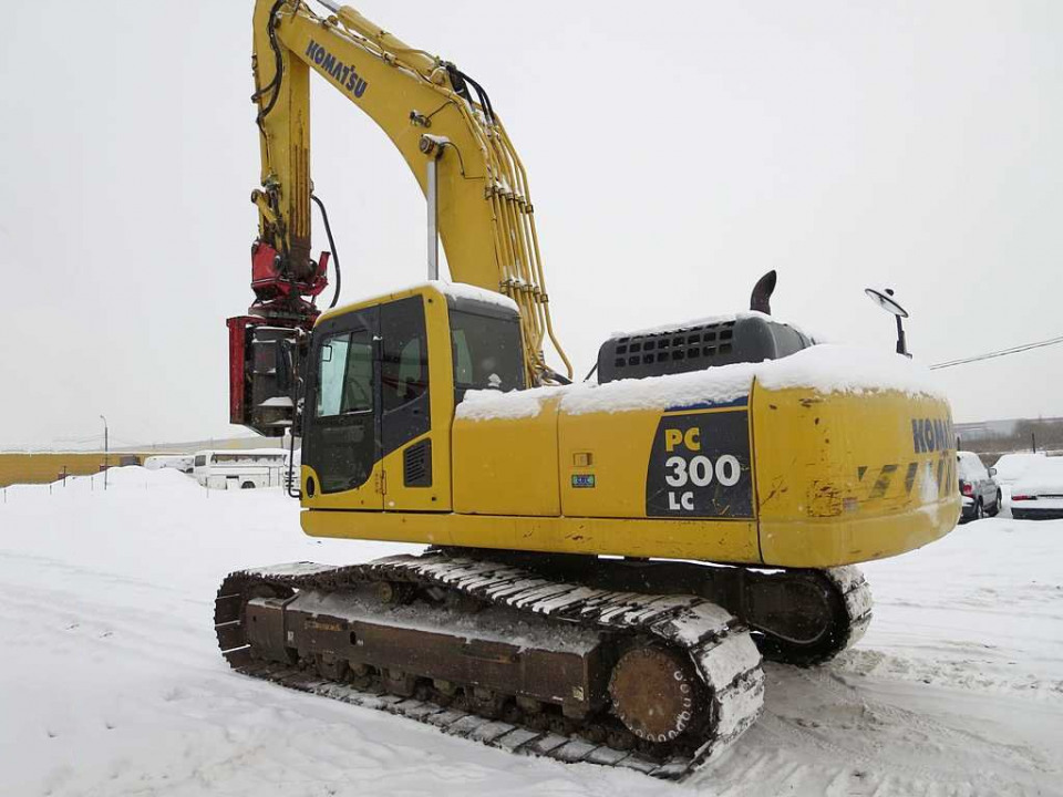 KOMATSU PC 300 LC – 8  2013 года