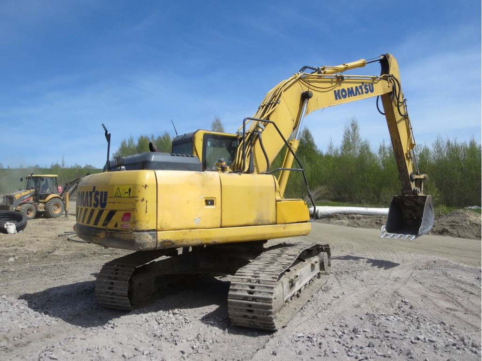 KOMATSU PC 200-8М0  