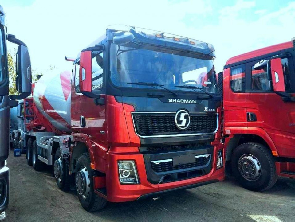  Автобетоносмеситель SHAANXI Автобетоносмеситель на шасси SHACMAN X30  2025 года