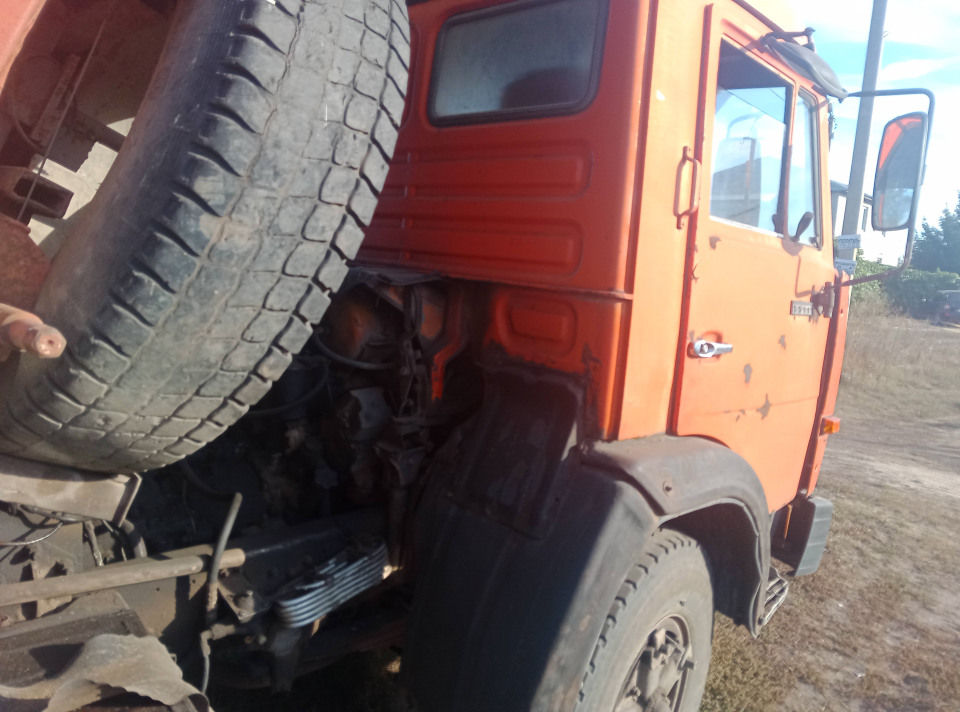 КамАЗ Самосвал 55111  1990 года
