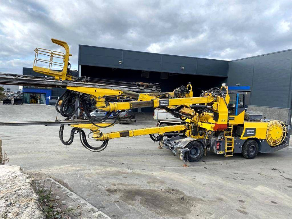  Буровая установка Atlas  COPCO XE3  2017 года