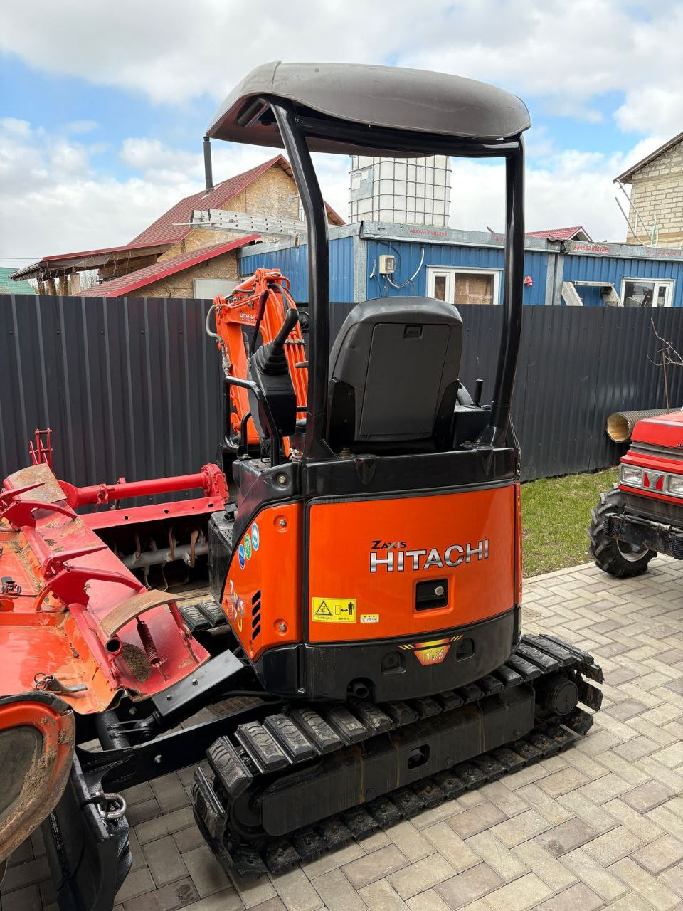 Hitachi Ex30  