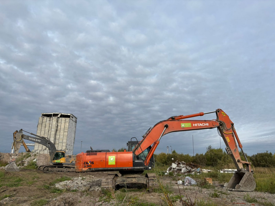  Экскаватор Hitachi ZX330-5G  2022 года