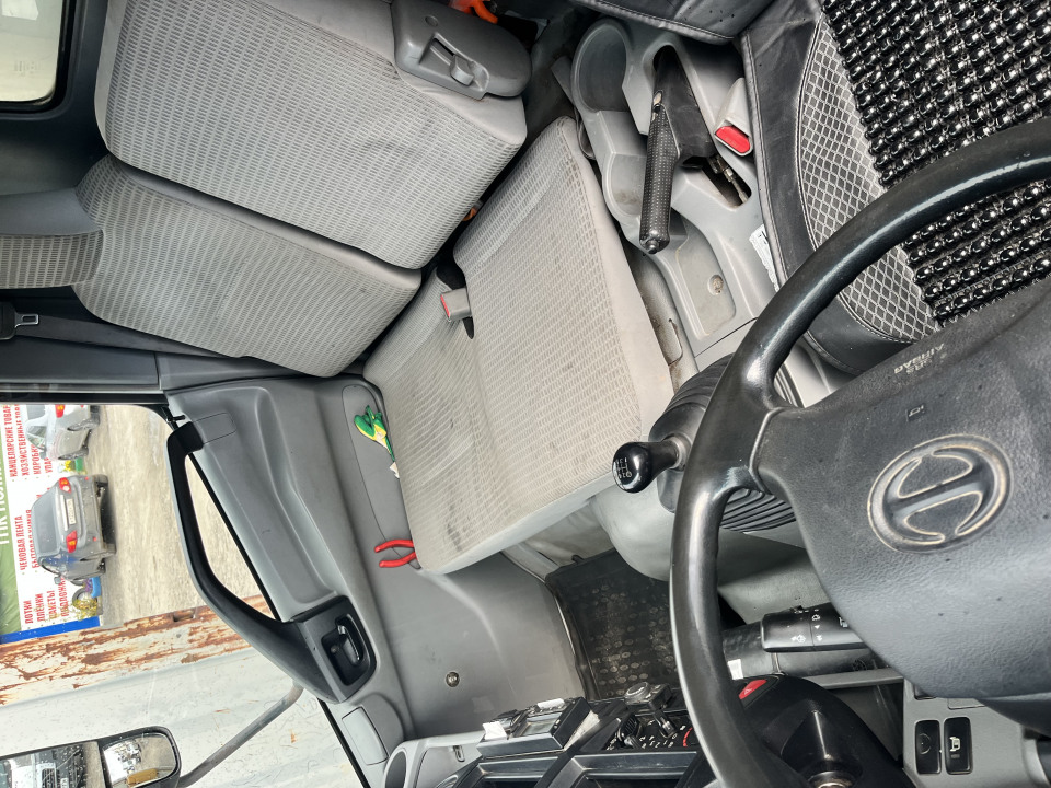 Hino 300  2014 года, 5000 т