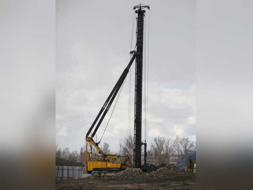  Другой Hitachi KH 125-2  